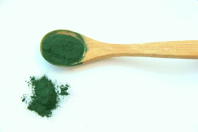 Jakie są właściwości zdrowotne spiruliny hawajskiej?